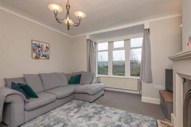 3 bed Semi-Detached for sale Image 5