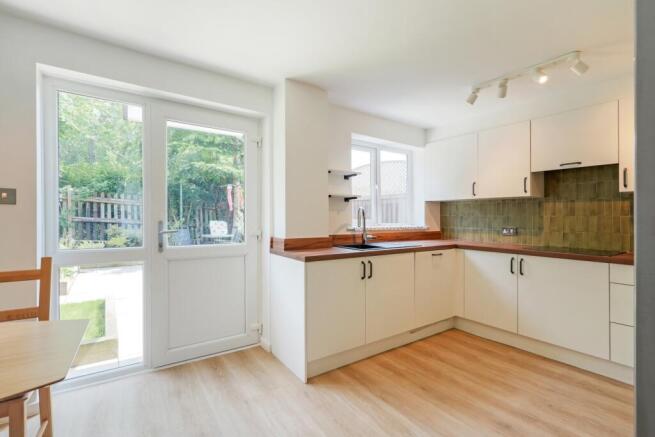 3 bed Semi-Detached for sale Image 7