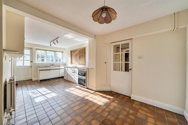 Kitchen/Breakfast Room
