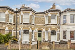 23c, Ballater Road, London SW2 5QS