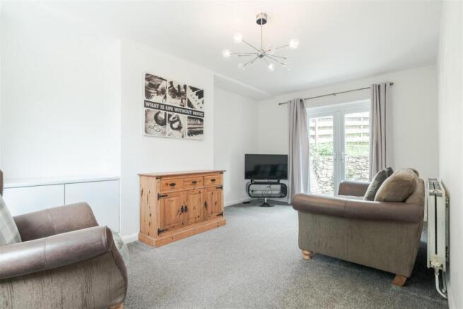 2 Beckside Road (1 of 17).jpg