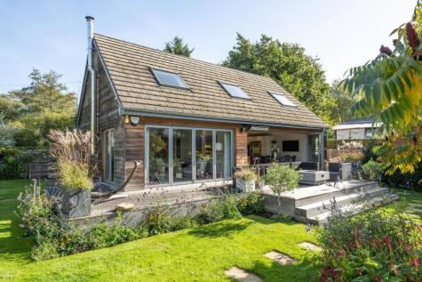 Wey Meadows, Weybridge, KT13