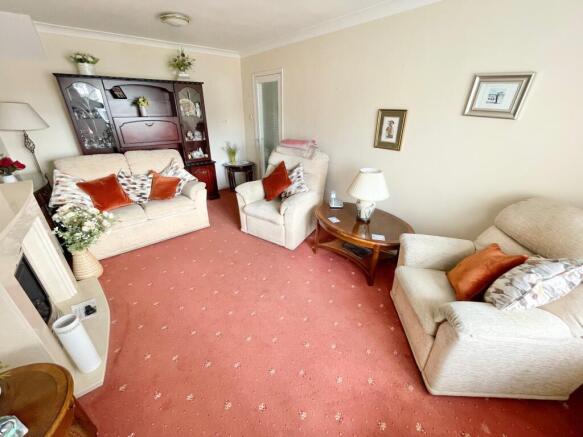 34, Knowe Hill Crescent, Lancaster photo 4