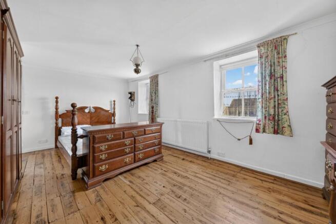 2 bed House for sale Image 12
