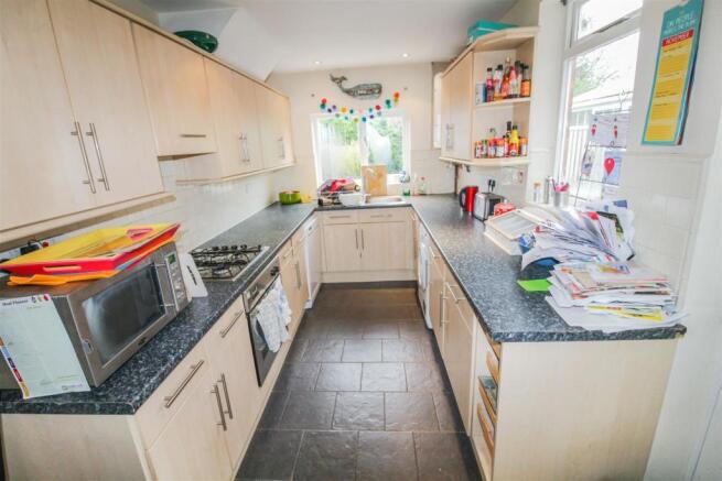 LowerKitchen.JPG