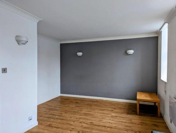 1 bed Apartment for sale Image 6