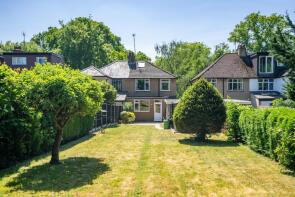 28, Batchwood Drive, St Albans AL3 5SB