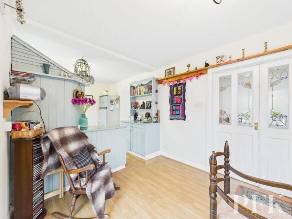 Kitchen / Dining