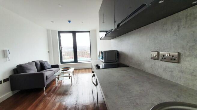 1 bed Flat to rent Image 6