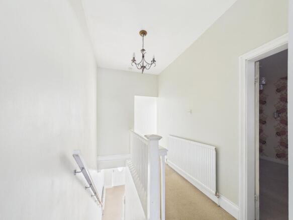 3 bed Terraced for sale Image 10