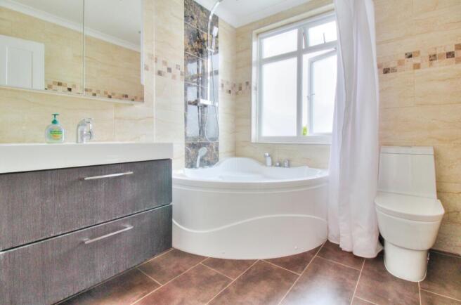 First Floor Bathroom