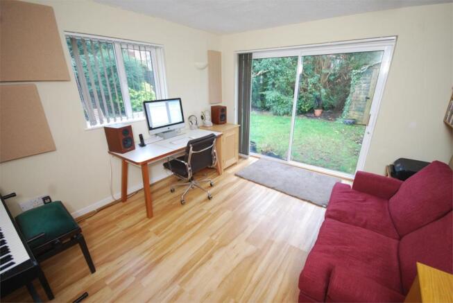 Photo 3