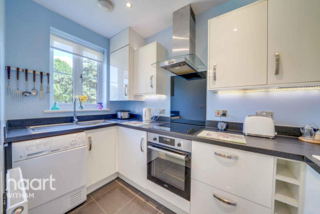 Hutley Close, Witham photo 3