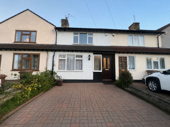 Mead Crescent E4