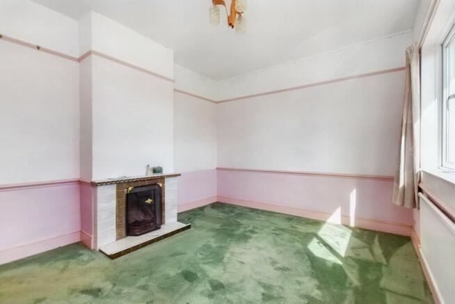 Bedroom / Dining Rm
