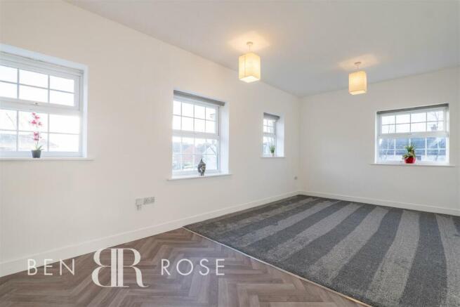 Lounge/Kitchen