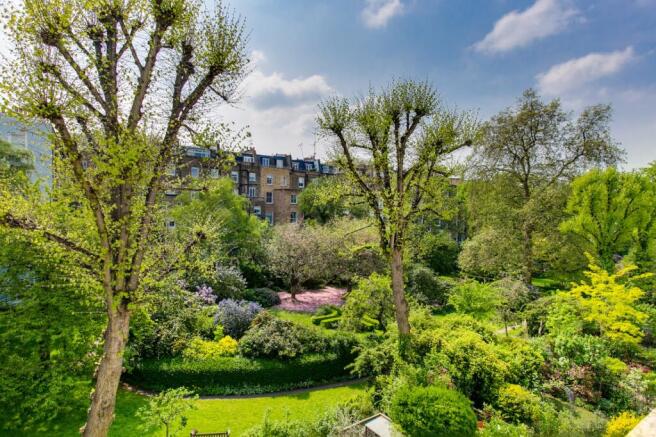 property in Elgin Crescent,
Notting Hill, W11
