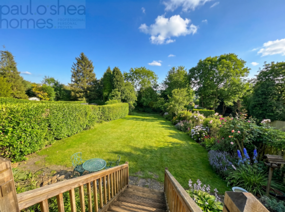 garden_rear_summer