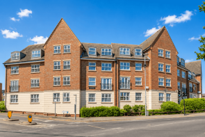 16, 2 Henley Lodge, Willow Walk, London E17 7LB