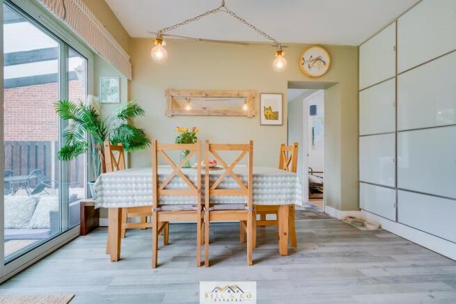 Kitchen Diner  2