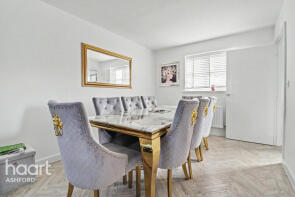 36, Swift Avenue, Finberry, Sevington TN25 7GD
