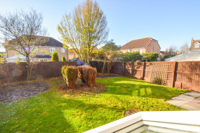 Badcock Way - Garden