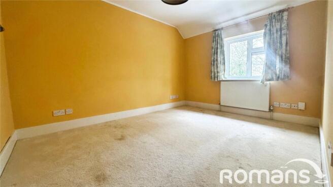 Lynch Close, Uxbridge photo 4