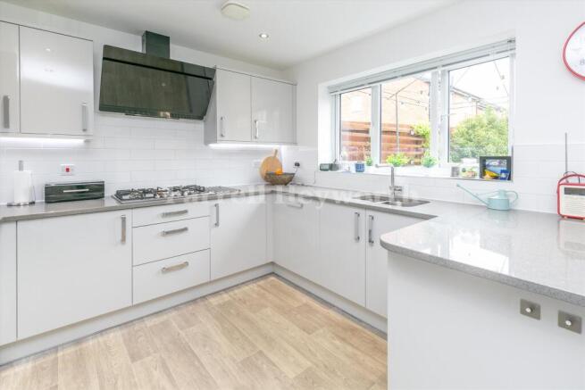 Grasmere Avenue, Farington, Leyland photo 4