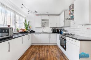 Flat 6, Audley House, Campsbourne Road, Hornsey, London N8 7PZ