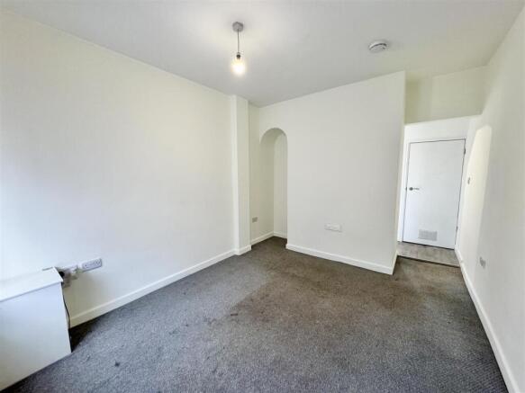 1 bed Terraced for sale Image 7