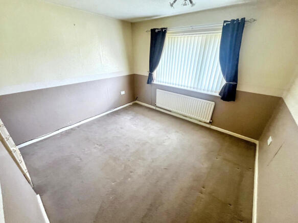 3 bed Terraced for sale Image 6