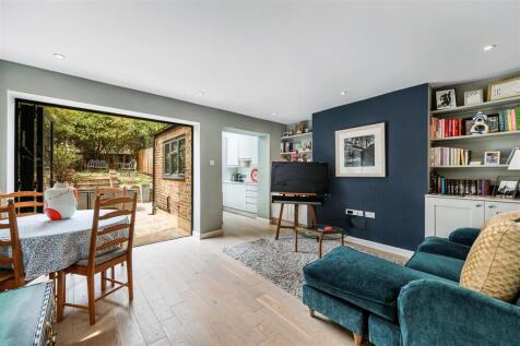 Birkbeck Road,Acton Central,Acton, London
