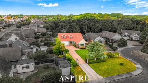 Woodland Close, Benfleet, SS7