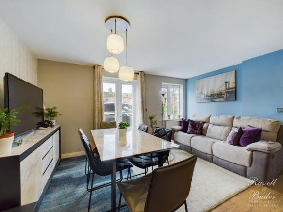 CAM01995G0-PR0023-STILL004