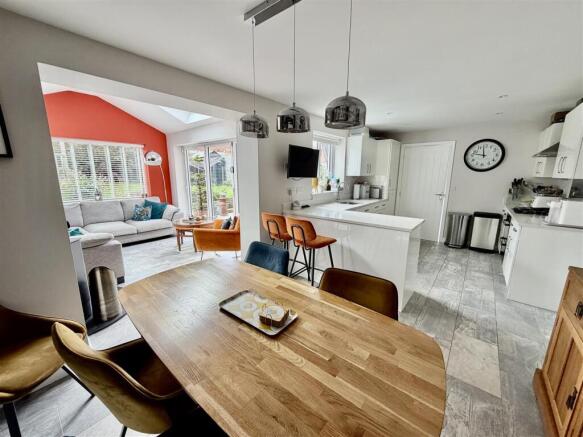 Kitchen Diner