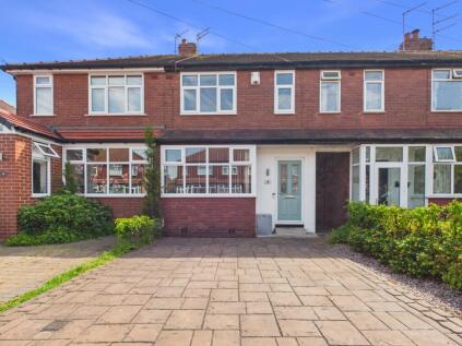 Deganwy Grove, Stockport, SK5 7LJ