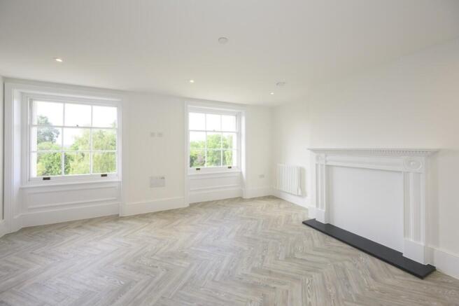 Living/Dining Area