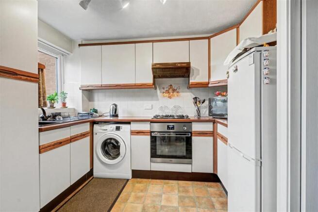 Kitchen_2.jpeg