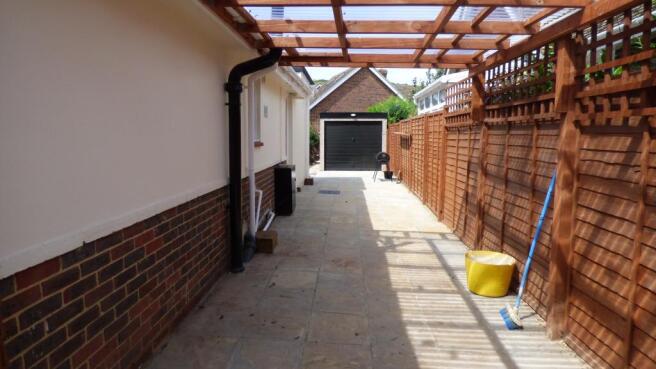 Detached Garage