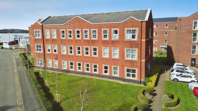 Harrad House, Woodside Park, Rugby photo 4