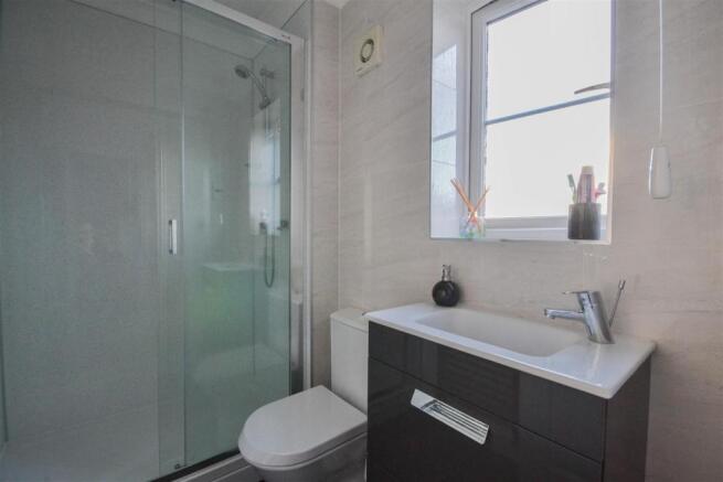 Ensuite.jpg