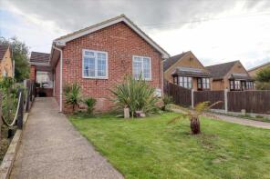 58, Oakmead Road, St. Osyth, St Osyth CO16 8NW