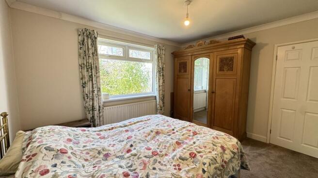 2 bed Detached Bungalow for sale Image 10