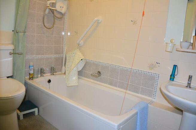 Photo 10