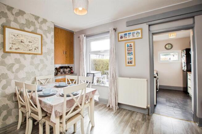 3 bed Semi-Detached for sale Image 7