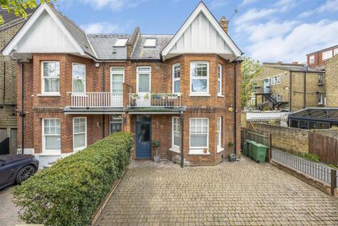 Palewell Park, East Sheen, SW14