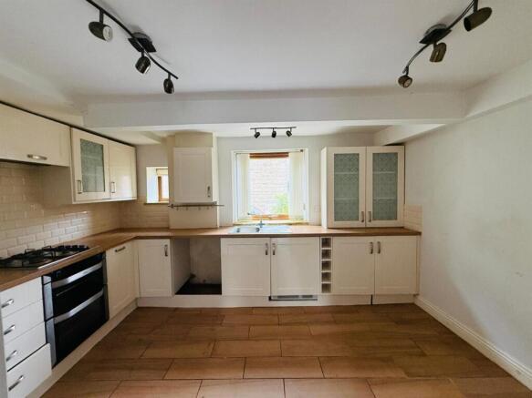 2 bed Not Specified for sale Image 4