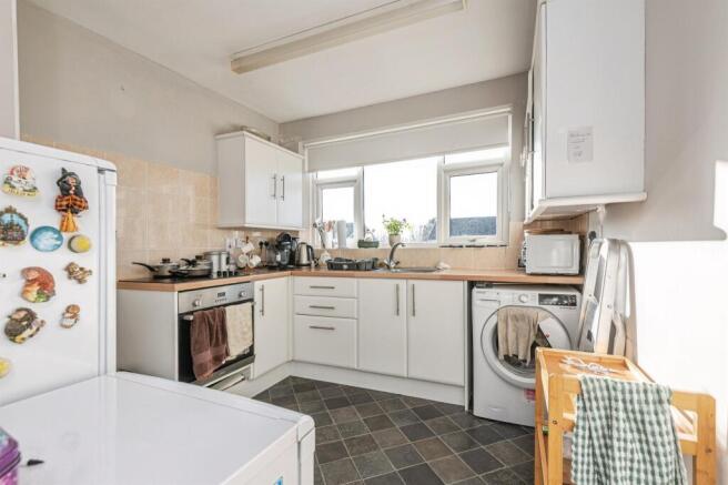 2 bed Semi-Detached Bungalow for sale Image 4