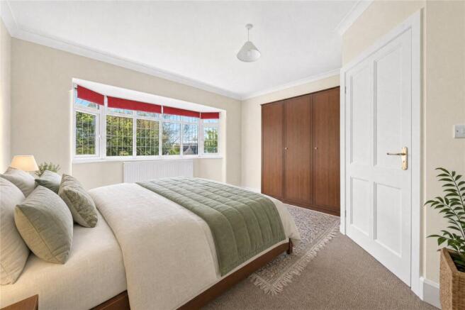 8 bed Detached for sale Image 11