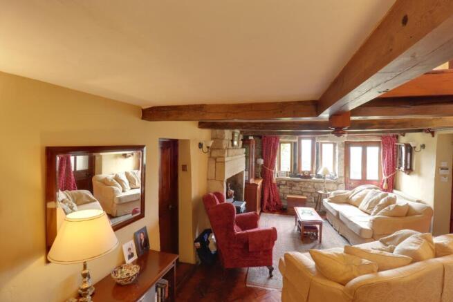 7 bed Farm House for sale Image 10